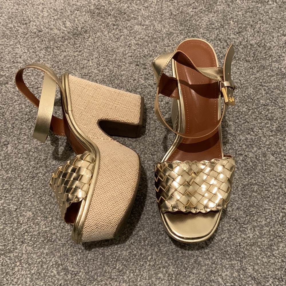 Idore Gold Platforms - Picture 3 of 10